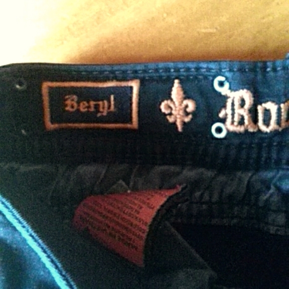 Rock Revival Jeans. - Picture 6 of 8